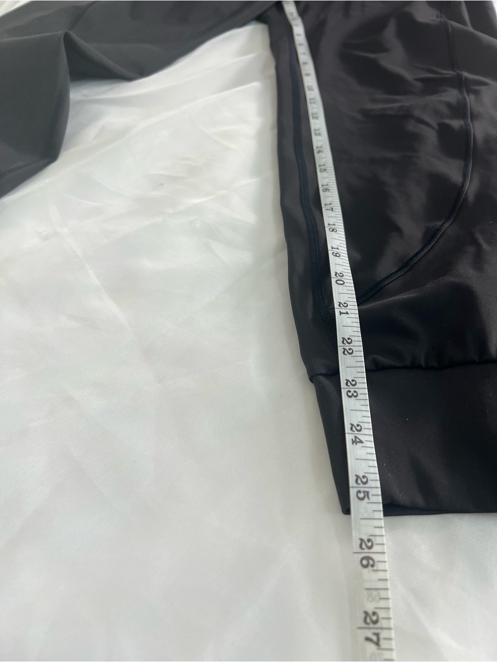 Athleta Rainier Jogger Black Size Small - Picture 7 of 9